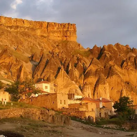 Catlak Hotel Selime